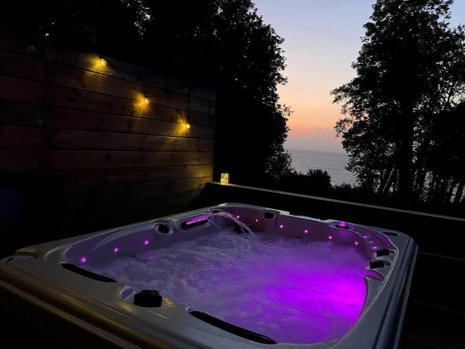 Cottage Vue Mer Cls Deauville Cricqueboeuf ภายนอก รูปภาพ